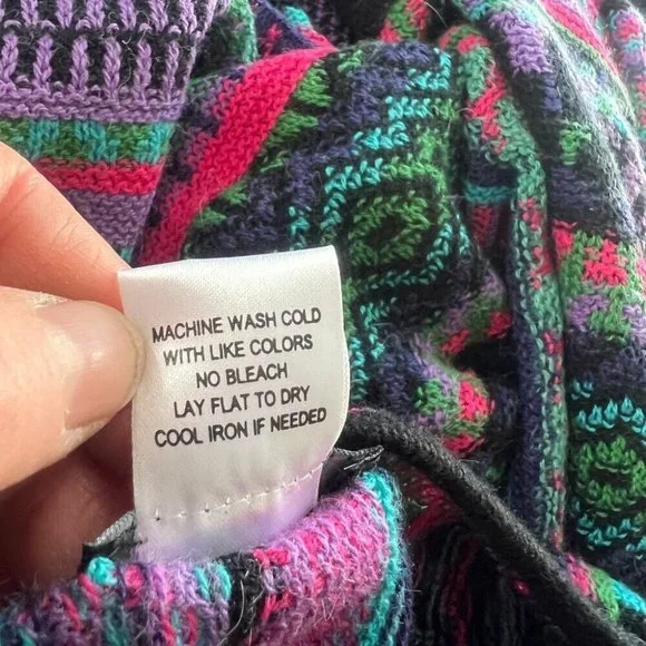 Novica Womens Striped Batwing Poncho Lightweight Sweater Aztec Boho Tribal - Picture 7 of 7